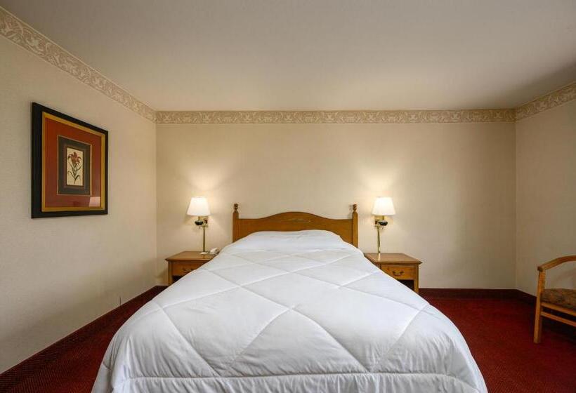Номер Стандарт, Three Rivers Inn Sedro Woolley