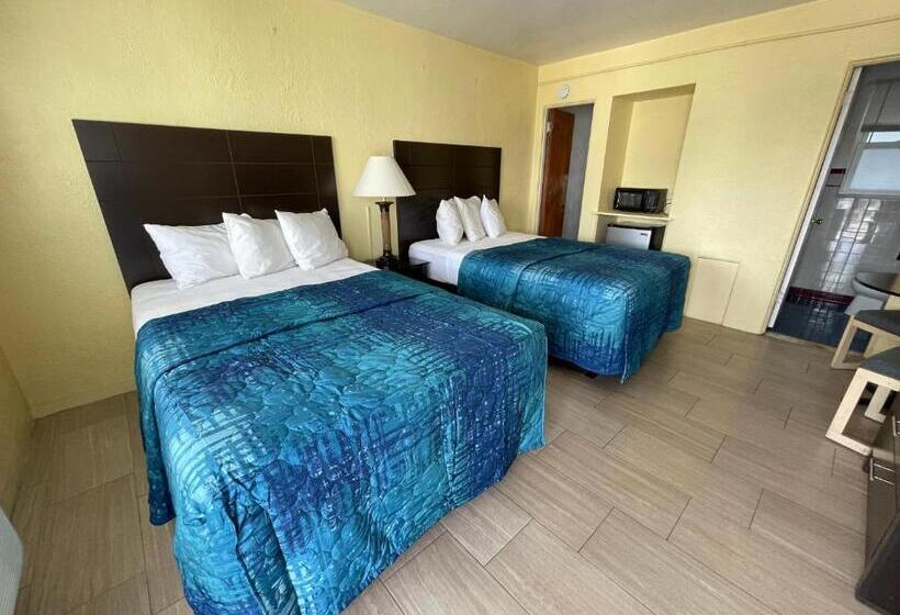 Номер Стандарт 2 Двуспальные Кровати, Sandy Shores Resort