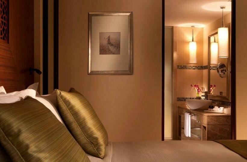 Номер Стандарт с Балконом, Fairmont The Palm