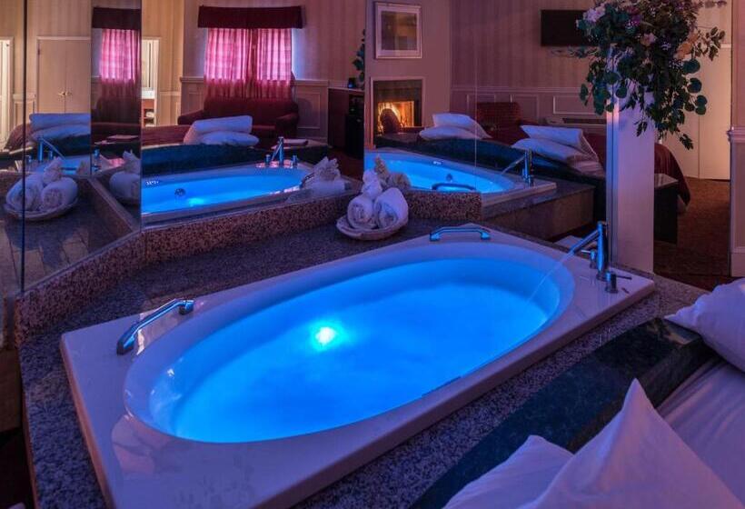 Люкс Кровать Кинг, Inn Of The Dove Romantic Luxury & Business Suites
