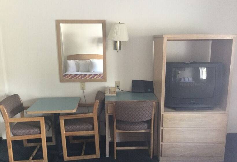 Номер Стандарт 2 Двуспальные Кровати, Rodeway Inn Beaumont