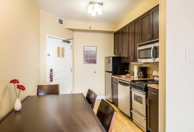 Люкс 2 Спальни, Towneplace Suites Dayton North