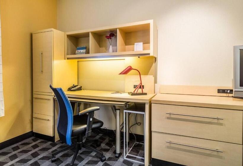 Люкс, Towneplace Suites Dayton North