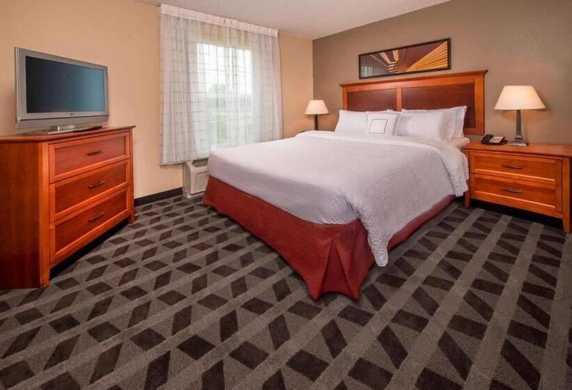 스위트, Towneplace Suites By Marriott Clinton At Joint Base Andrews