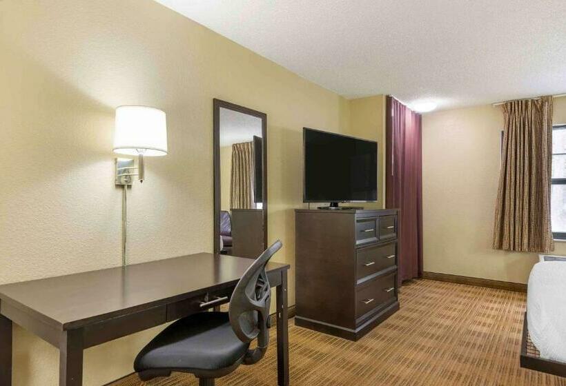 Студия Стандарт, Suburban Studios Columbus Bradley Park