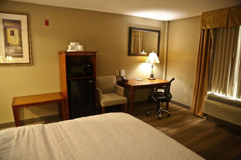 Студио Стандарт Кровать Кинг, Hampton Inn & Suites Jennings