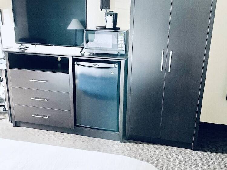 Номер Deluxe, Americinn By Wyndham Green Bay East