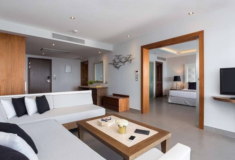 Люкс Executive Вид на Море, Boutique 5 Hotel & Spa   Adults Only