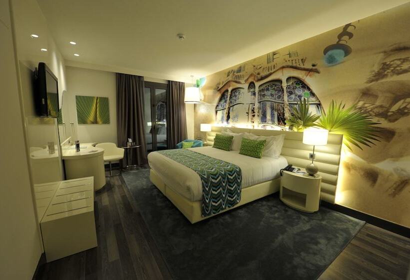 Номер Премиум Вид на Город, Indigo Barcelona   Plaza Catalunya 4sup, An Ihg