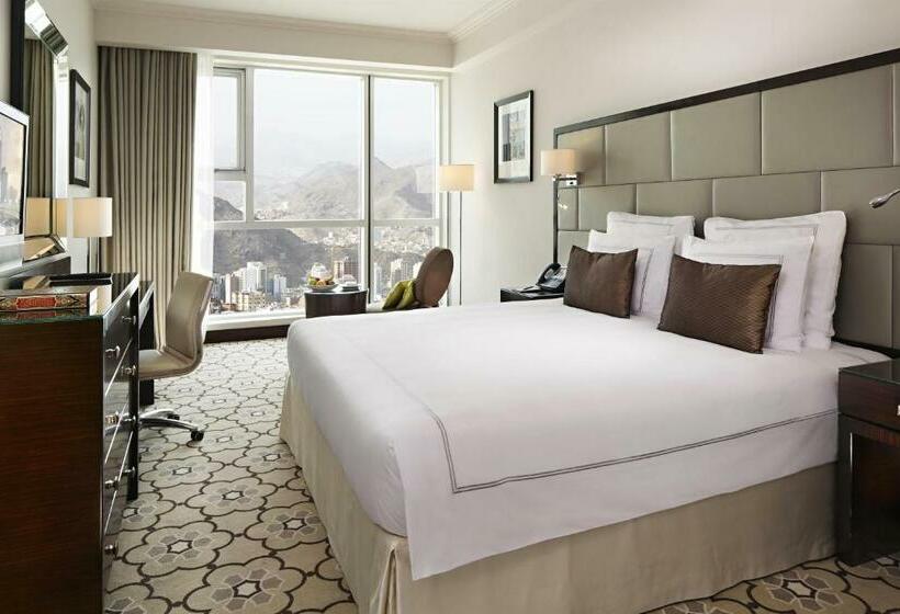 Люкс 2 Спальни, Swissotel Makkah