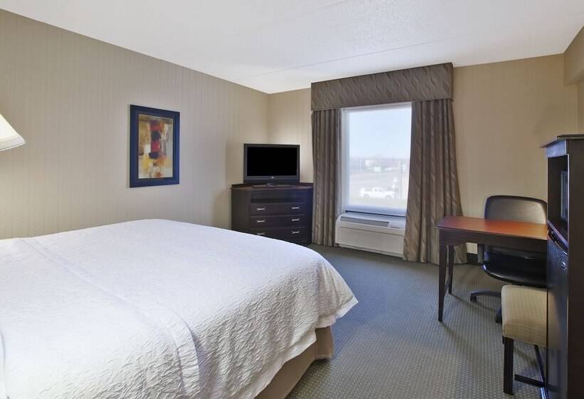 Стандартный Номер Кровать Кинг, Hampton Inn & Suites Plattsburgh