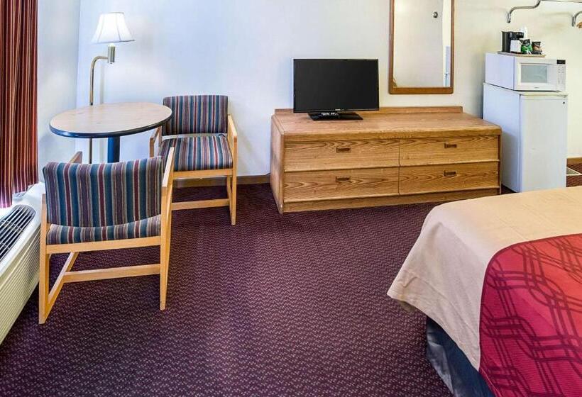 Номер Стандарт, Rodeway Inn & Suites