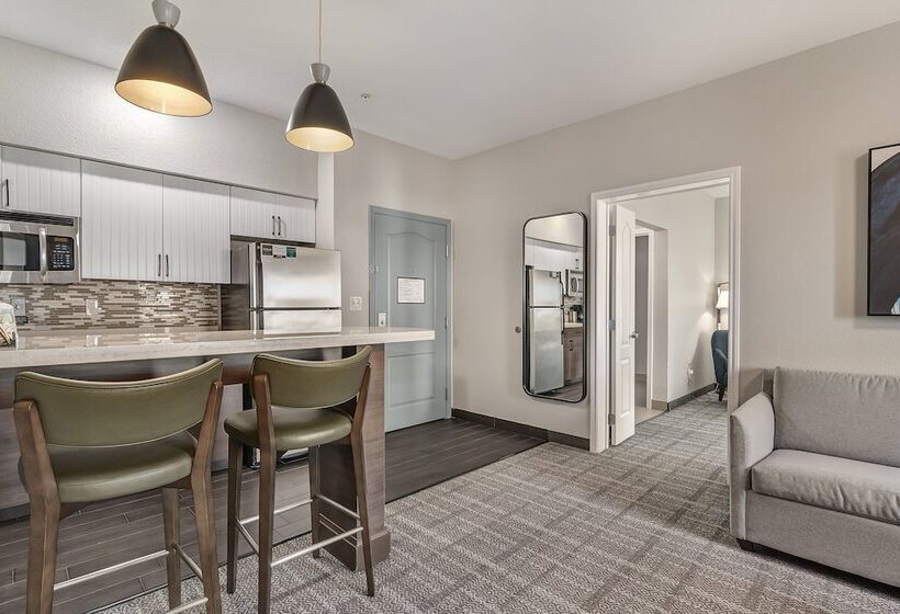 Люкс, Staybridge Suites Longview, An Ihg