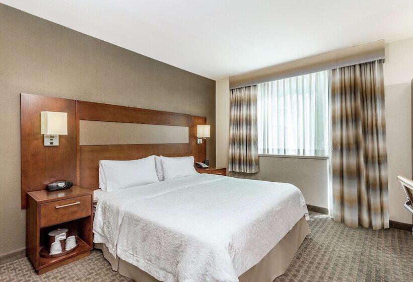 스탠다드 룸 더블 침대, Hampton Inn Manhattan Grand Central