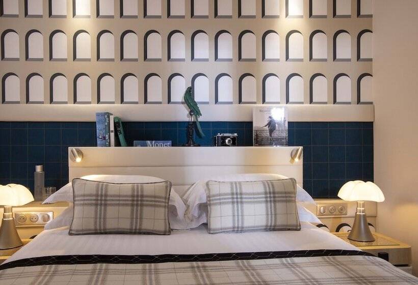 اتاق سوپریور, Sleeping Belle   Gare De Lyon Bastille