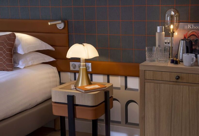 اتاق اجرایی, Sleeping Belle   Gare De Lyon Bastille