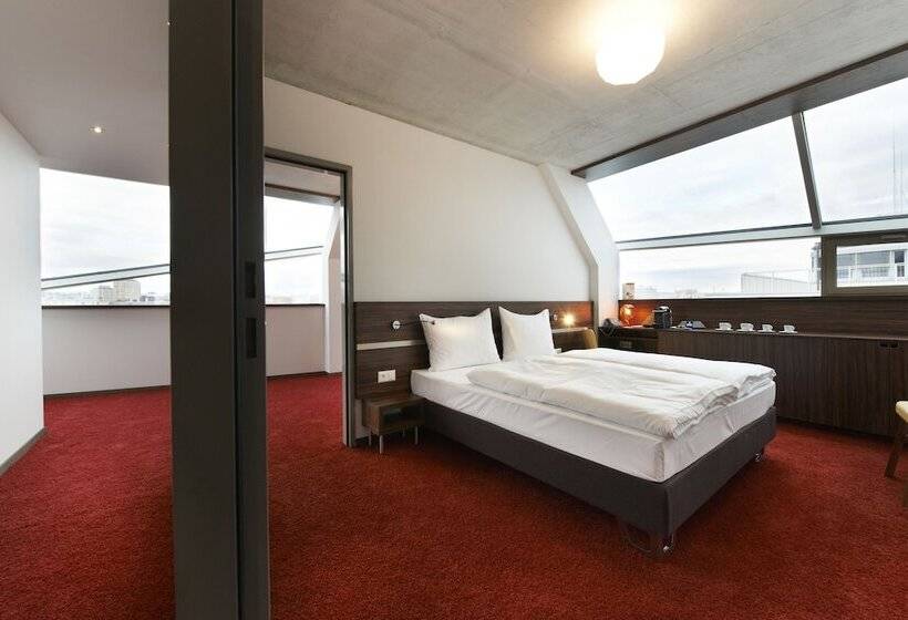 스위트, Simm S Hotel   Cityhotel Next To Metro U3