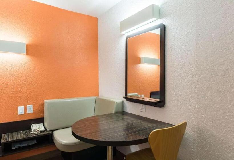 Стандартный Номер Кровать Кинг, Motel 6 uvalde, Tx