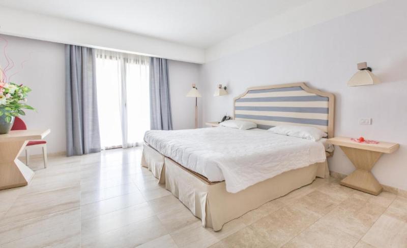 Трехместный Номер Комфорт, Grande Baia Resort & Spa