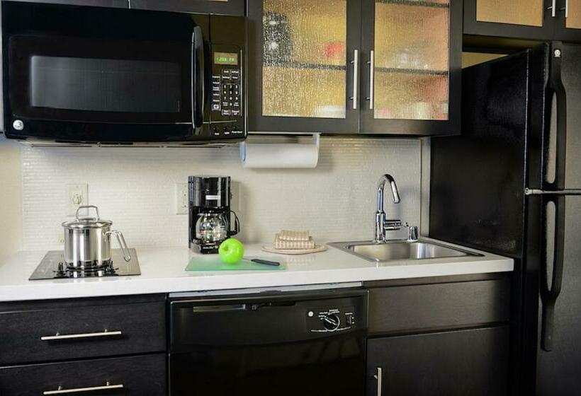 Люкс Адаптированный для Инвалидов, Candlewood Suites Denver Northeast   Brighton, An Ihg