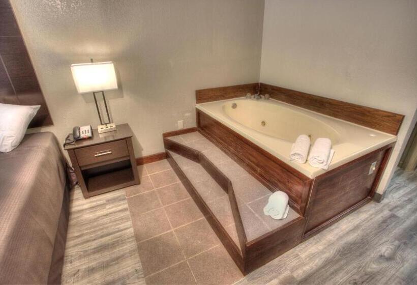 Люкс Повышенной Комфортности, Budgetel Inn And Suites Plus Helen