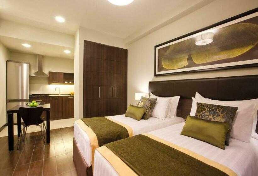 Superior Room, Mövenpick Hotel Apartments Al Mamzar Dubai