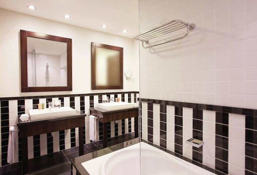 1 Bedroom Apartment, Mövenpick Hotel Apartments Al Mamzar Dubai