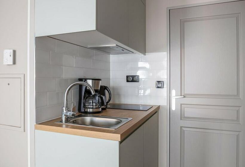 Студия Стандарт, Appart City Confort St Quentin En Yvelines  Bois D Arcy