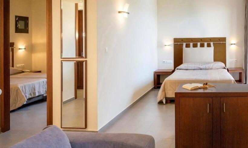 带2个卧室的套房, Kymi Palace