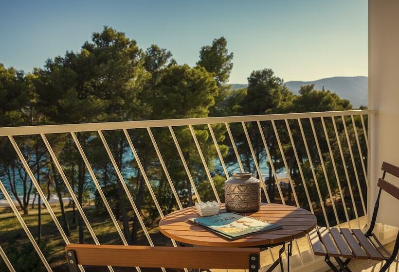 스탠다드 룸 측면 바다 전망, Places Hvar Hotel By Valamar
