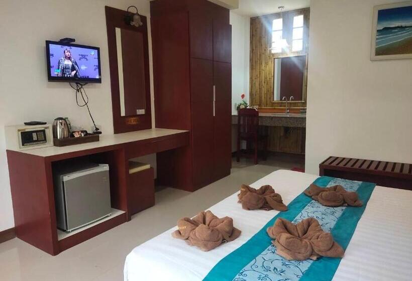 디럭스 스위트, Lanta Riviera Beach Resort