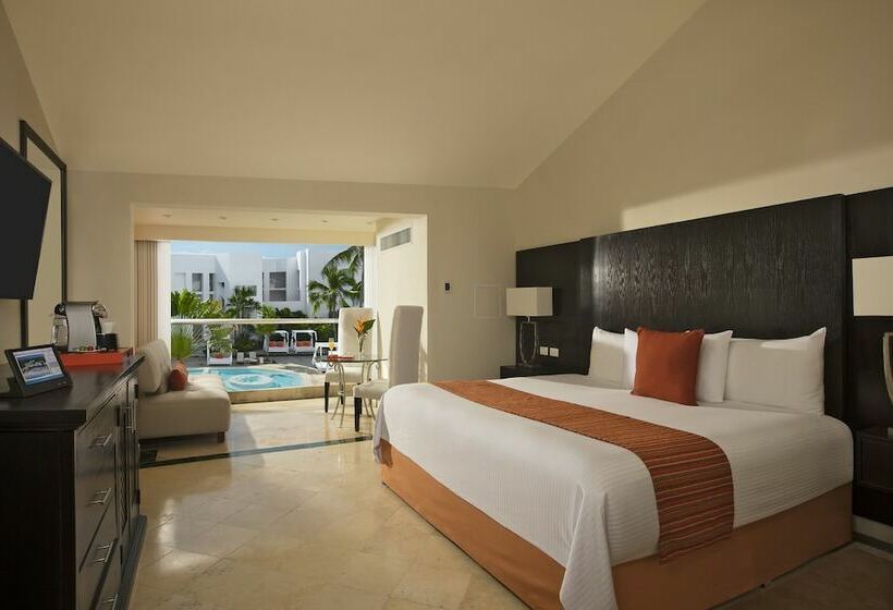 キングサイズベッドのクラブルーム, Grand Oasis Tulum Riviera