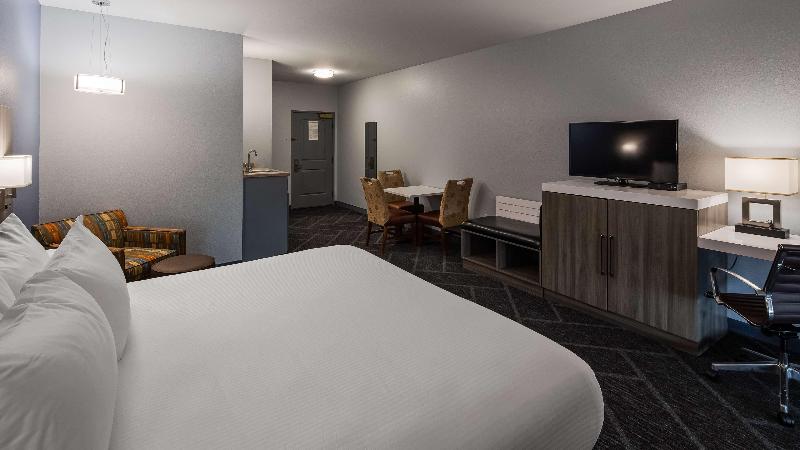스위트 킹사이즈 침대, Best Western Plus Appleton Airport Mall