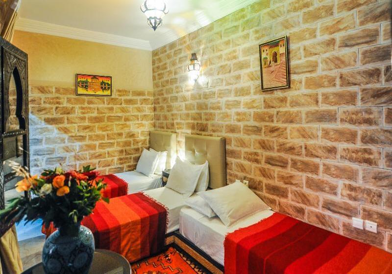 استودیوی سوپریور, Club Quarters Hotel Grand Central, New York