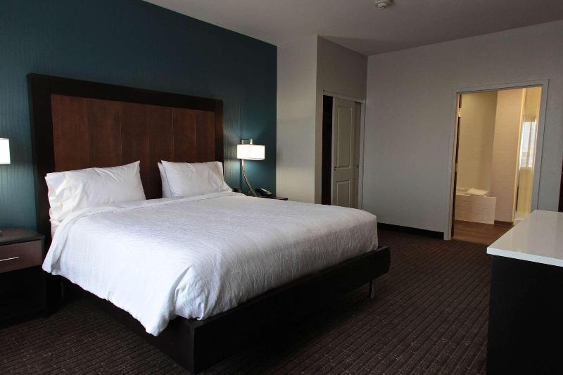 Люкс Кровать Кинг, Hilton Garden Inn Victoria