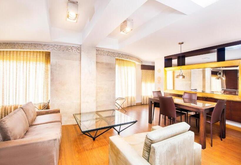 Apartamento 2 Dormitórios, Lloyds Apartasuites Parque 93