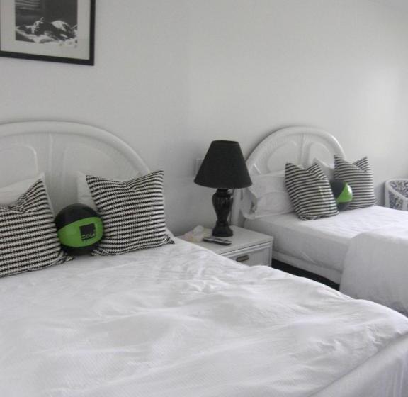 Номер Стандарт 2 Двуспальные Кровати, Sole East Beach