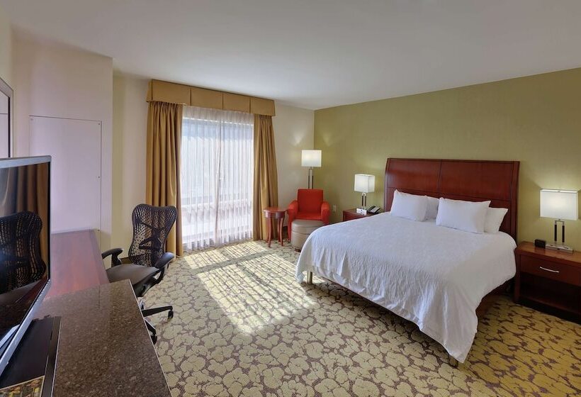 Номер Стандарт Адаптированный для Инвалидов, Hilton Garden Inn Durham/university Medical Center