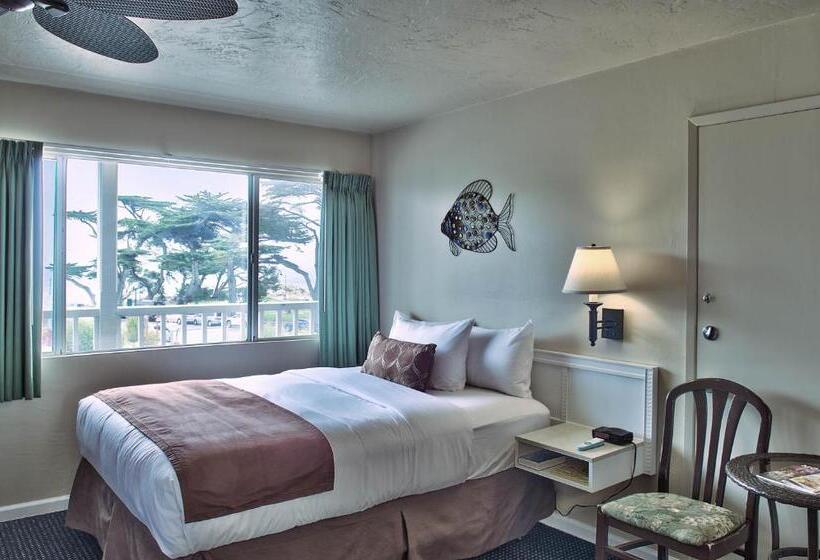 带大床的标准间, Lovers Point Inn