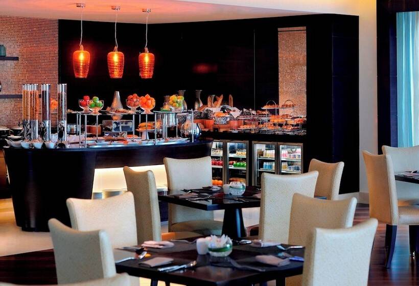 Президентский Люкс, Marriott Hotel Al Jaddaf, Dubai