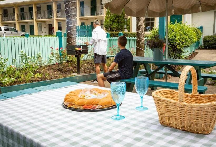 스탠다드 룸 킹사이즈 침대, Steinhatchee River Inn And Marina