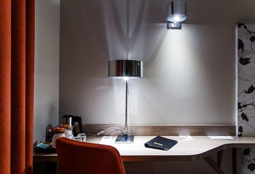 Номер Executive, Best Western Plus Paris Velizy