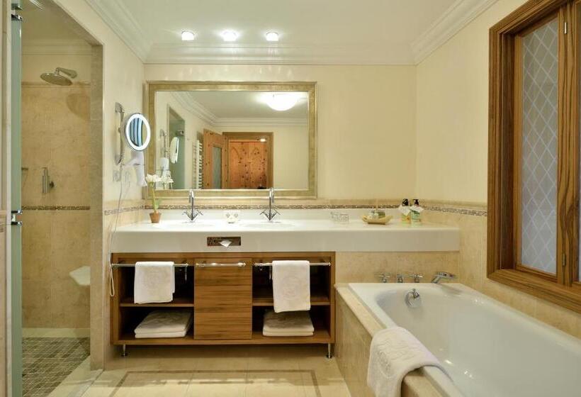 סוויטת ג'וניור, Post Lermoos