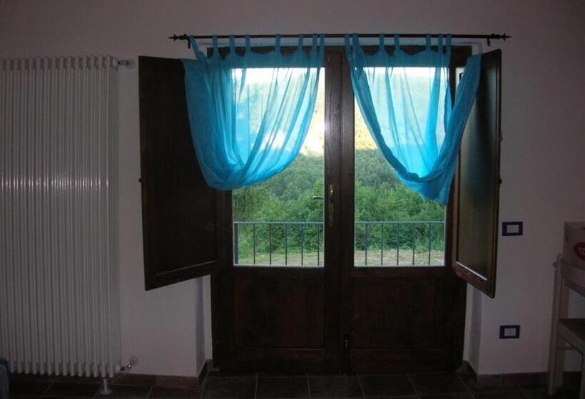 Семейное Студио, B&b Al Pozzolone