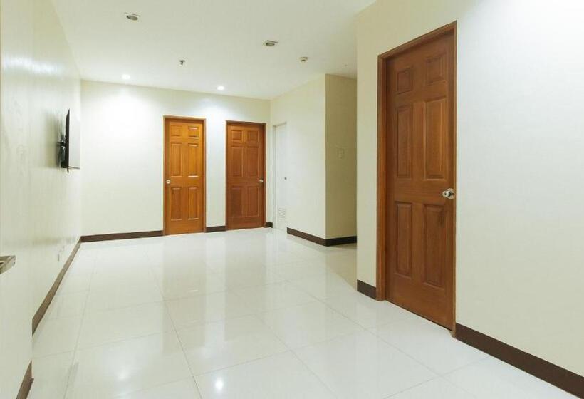 Трехместный Номер Deluxe, Fmrr Building