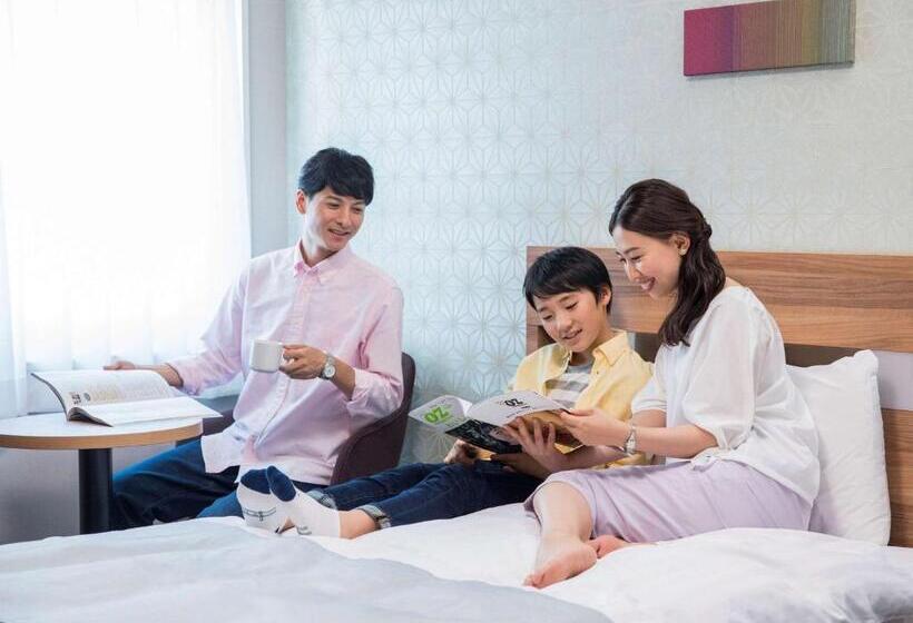 Номер Стандарт Трехместный, Comfort Hotel Takamatsu