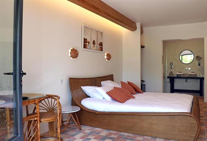 디럭스 룸 킹사이즈 침대, L Amourier Chambres D Hôtes Pour Amoureux Avec Jacuzzi Ou Baignoire Xxl