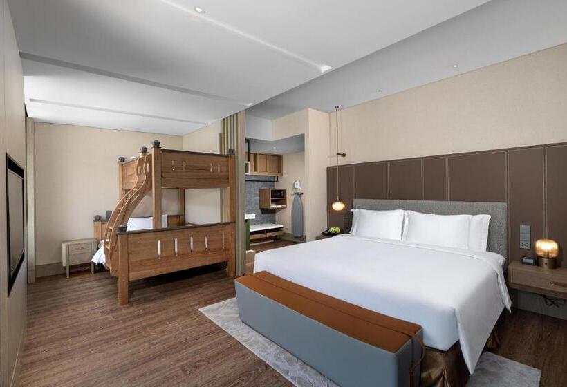Номер Стандарт с Койками, Crowne Plaza Chongli Resort, An Ihg