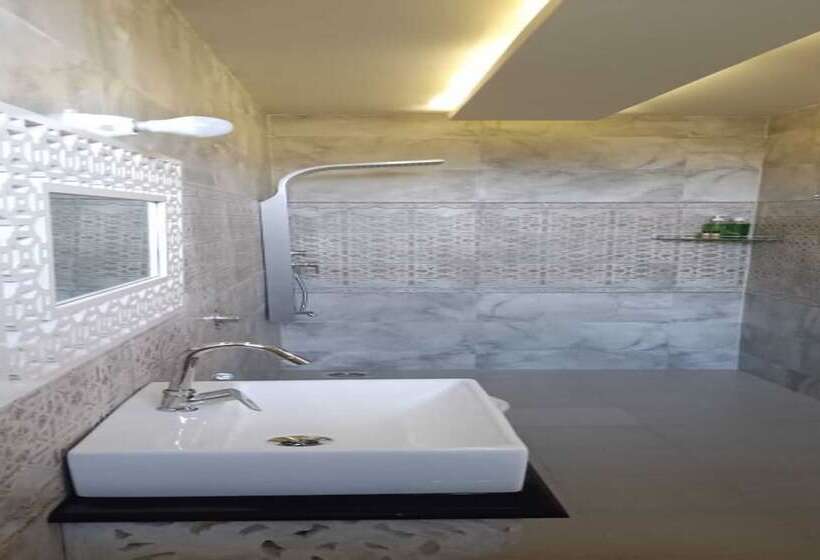 总统套房, Lillywoods Zac Beach Resort, Calangute