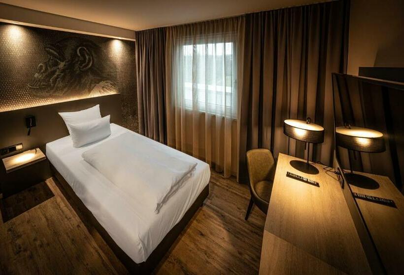 수피리어 룸, Loginn Hotel Stuttgart Zuffenhausen